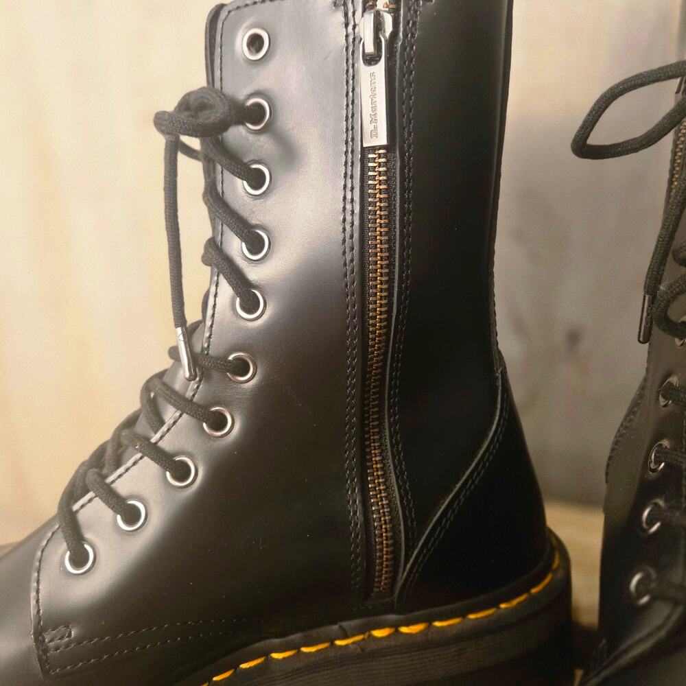 Doc Martens Jadon Hi Boots Black Lace-Up M8 W9 New - Picture 8 of 11